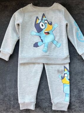 Bluey Sweatsuit Size 3T